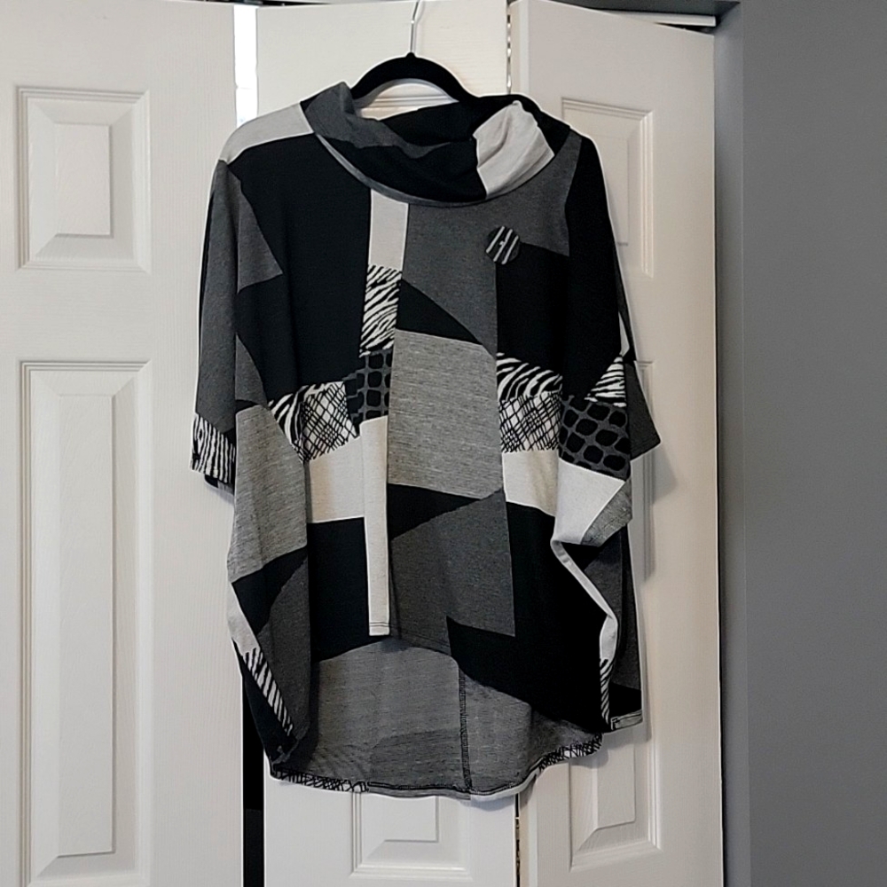 Pullover shawl